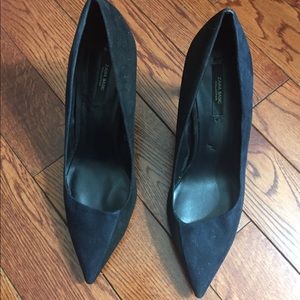 Zara woman two tons shoes ( black and dark blue)